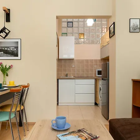 Stylish For Four Guests Close To The Center By Renters Колобжег